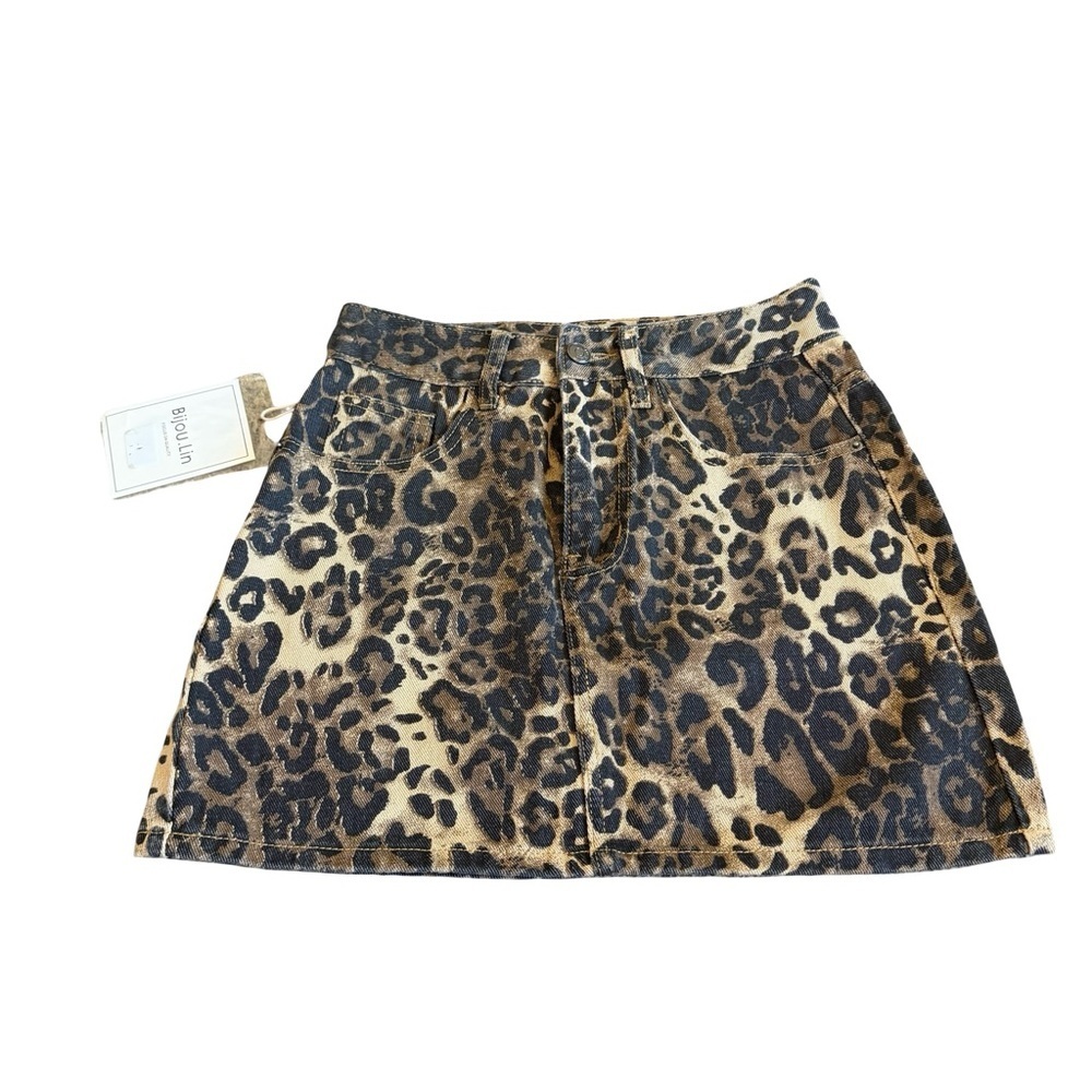 Bijou.Lin Denim Mini Skirt Leopard Print Trendy Flattering Y2K Classic Small NWT